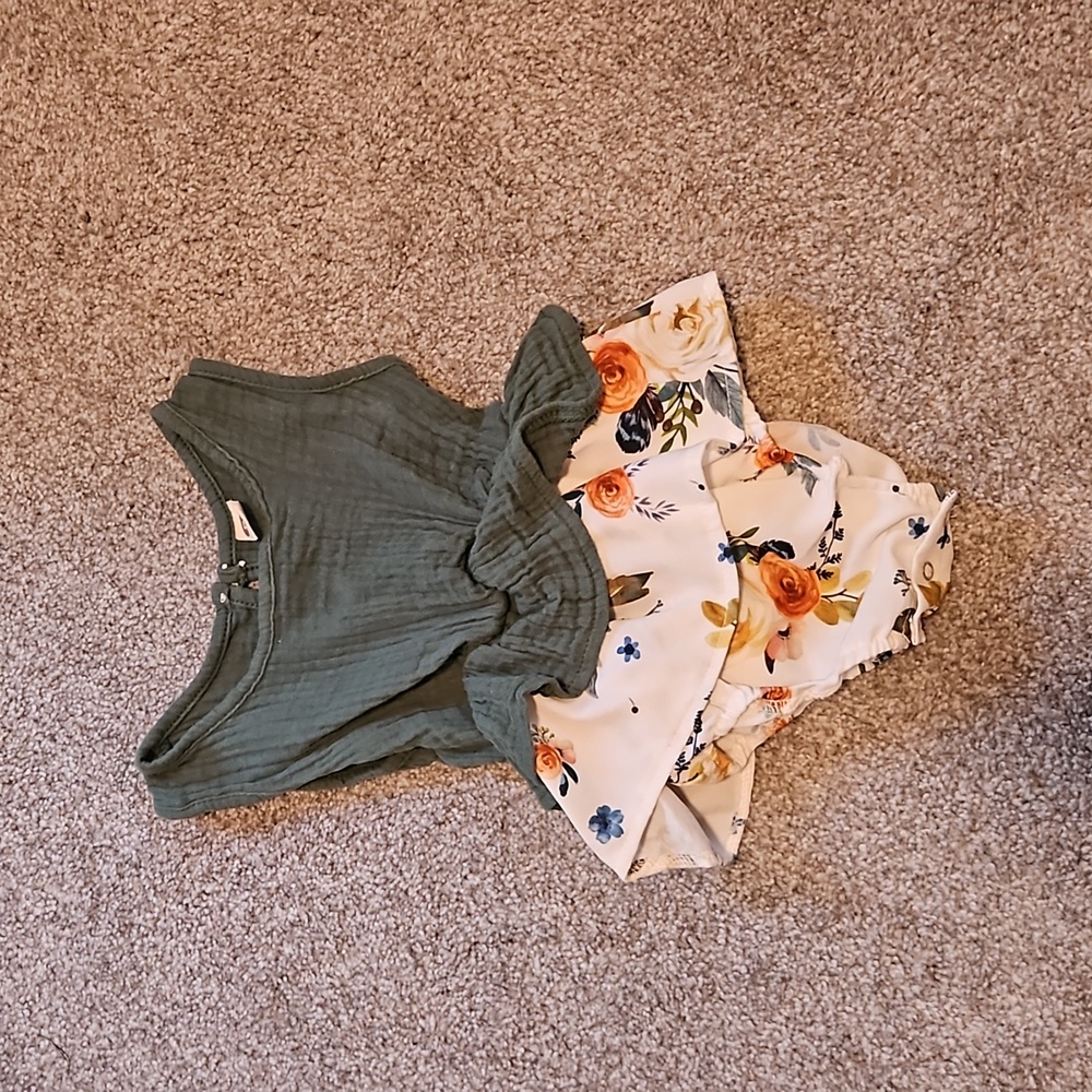 Green/floral romper